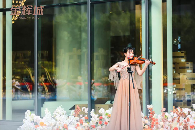 石獅·金輝城營銷中心開放芭蕾舞表演